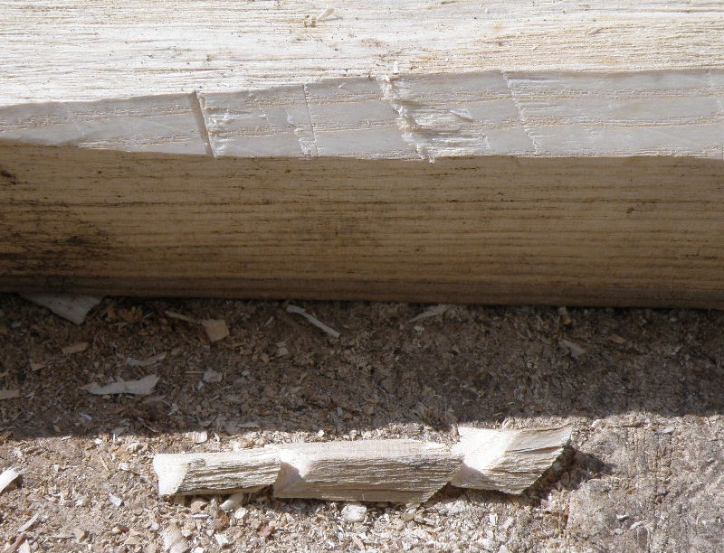 [4] each edge is left with two types of toolmark: the first is the remains of the bottom of cuts made in [2], cutting into the wood and through the fibres; the second is left by the longer, slicing cuts running parallel with the billet.